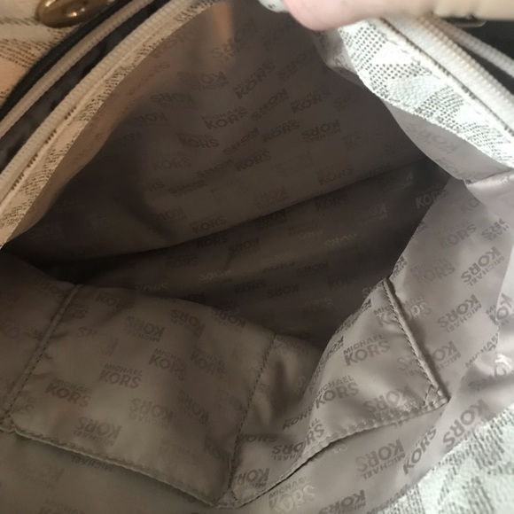 Michael kors handbag - Picture 6 of 6